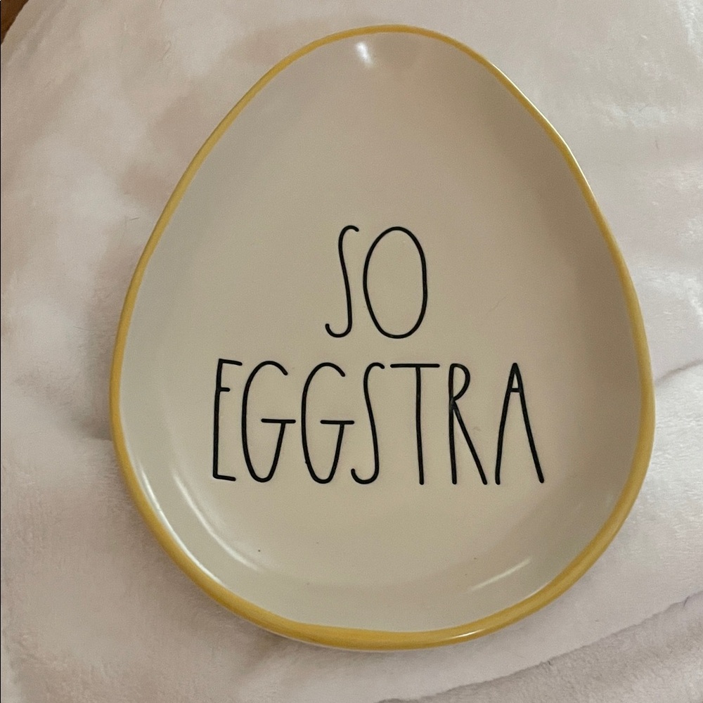 Rae Dunn Dish
